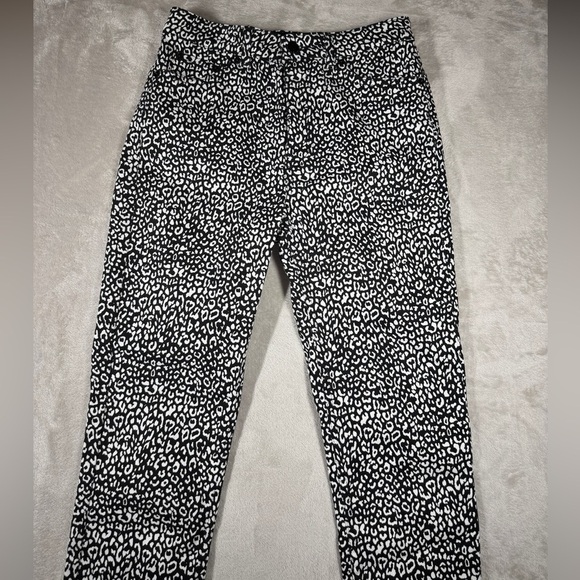 NWT The Kooples Leopard Cheetah Print Button Fly Black White Denim Jeans Size 28 - Picture 4 of 16